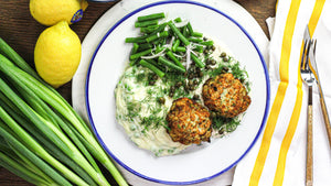 Visballetjes met zomerse puree en salade
