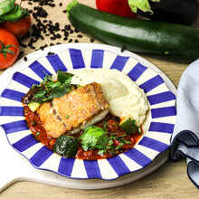 Afbeelding laden  in gallerij, Lenghaas met caponata en puree
