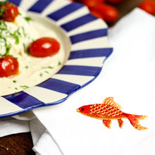 Afbeelding laden  in gallerij, Visrollade met spitskool en kerstomaat