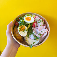 Afbeelding laden  in gallerij, Salade met carpaccio van varkenscarré, appel en dragon dressing (13/7-19/7)