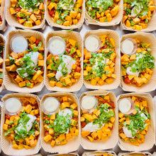 Afbeelding laden  in gallerij, Lenghaas met tomaat, zoete aardappel en yoghurt