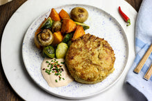 Afbeelding laden  in gallerij, Vegetarische quinoa-kaasburger (V)