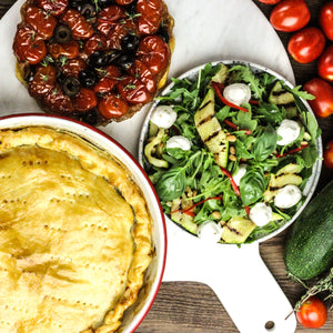 Tarte tatin van kerstomaat met salade (V)